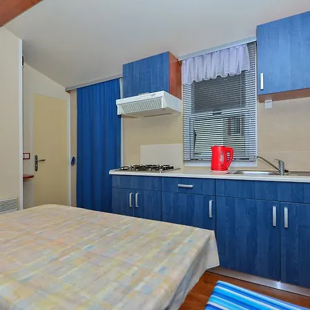 Mobile Homes Adria Riva Camp Basko Polje Holiday park 3*