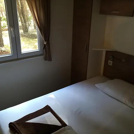 Holiday park Mobile Homes Adria Riva Camp Basko Polje 3*